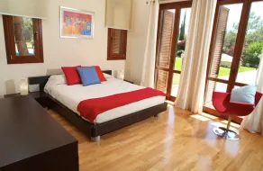 SUPERB VILLA - Image 3