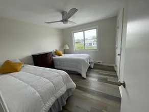 Condo with waterviews and walking distance to beach. - Image 4
