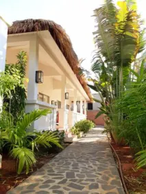 ALLEZBOO HOMESTAY-FRENCH COLONIAL-STYLE RESORT - Image 2