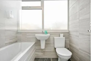 Cosy 3 Bedroom with Free Parking, Garden and Smart TV with Netflix by Yoko Property - Image 2