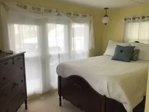 Clean & Cozy 1000 Islands Area Riverfront Home - Image 4