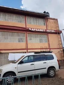 Kapsabet Comfy Hotel - Image 4