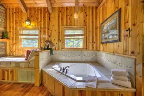 Lav Moose Creek Lodge din hytte væk fra hjemmet! - Image 3