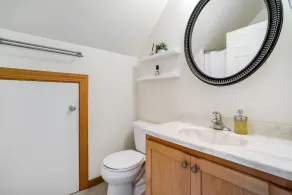 Family-Friendly, Two-Level Home w/Free WiFi, Gas Grill, Washer/Dryer, & Balcony - Image 4