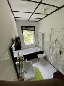  Barbados Chi Guest House - Image 5
