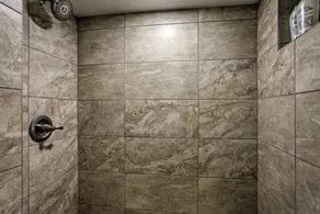 Cherry Creek North - Walkable! Discount cleaning fee!!! Basement level apartment - Image 5