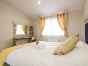 Barney's Retreat - Image 5