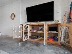 Central Perk - pet friendly, luxury cabin feel,  coffee! - Image 3