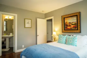 Heidtke House, A Rare Find & Featured on TV! - Image 4