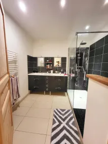 Privates Schlafzimmer, Schwimmbad, Poolhaus, Sommerküche auf schönem, ruhigem Grundstück - Image 2