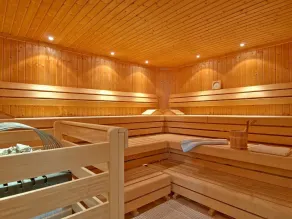 Doppelzimmer Mittagskogel \"bed&breakfast\" 2-3 - Erlebnis-hotel Appartements Pirker - Image 3