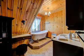Le Grandes-Piles navigable river spa and ski - Image 2