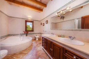 Maison de vacances Es Turó avec vue sur la mer, Wi-Fi, piscine et jardin - Image 4