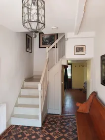 Charmerende georgisk hus med stor bjergomgivet have - Image 3