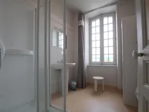 Comfortable cottage with WiFi and pets allowed - Image 2