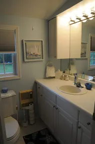 Hampton Retreat near the Beach - Image 2