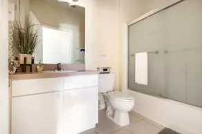 Gorgeous 4 bdrm Resort Townhome - Image 4