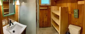 Mysig stuga i Greenville, ME - Tillgång till vackra Moosehead Lake - Image 3