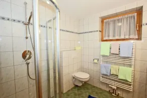 Appartamento in stile tirolese-Landhaus con giardino privato - Image 3