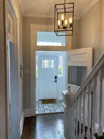 Newly Remodeled 3 Bedroom - Off Street Parking - Image 2