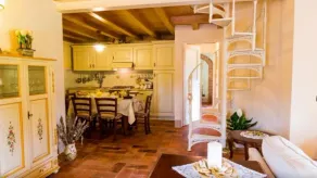 Agriturismo Borgo ai Lecci Villa Limonaia - Image 4