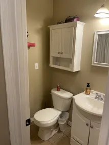 Wolf Trail Suite next to scenic 18 hole Golf course. Fort Smith AR close by. - Image 2