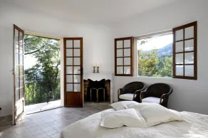 Villa de luxe avec grande piscine dans un endroit fabuleux avec de superbes vues - Image 3