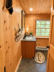 Frye Island Paradise - Renovated cabin on Sebago Lake - Just a ferry ride away - Image 3