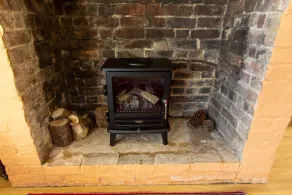 Old Dairy Cottage -  Self catering cottage in the heart of rural Wiltshire. Kennet Avon Canal Nearby - Image 2