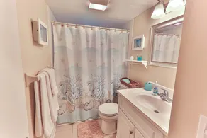 Beautiful 2 Bed 2 Bath Condo. Pool, Golf - Image 4