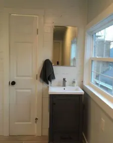Lake House Suite - Image 3
