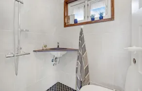 Djurvänligt hem i Stege - Image 2
