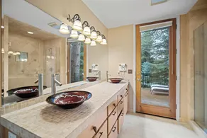 Cozy Riverfront Retreat with Access to The Cove - Image 5