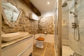 Barn Conversion with hot tub, 2 min drive to Croyde Bay - Image 3