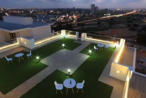 The Gallery Luxury Suite 16 - Image 4