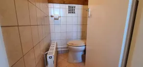 Holiday apartment with free Wi-Fi and garden pavilion - Image 4