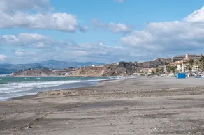 Apartamento 'Ático El Morche' com vista para o mar, Wi-Fi e ar condicionado - Image 3
