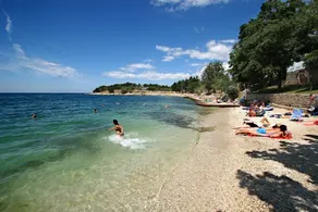 Gemütliches Ferienhaus Rosa in Gedici bei Poreč - Image 3