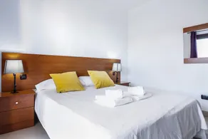 Light-Flooded Apartment “2 Dormitorios” with Terrace & Shared Pool - Image 5