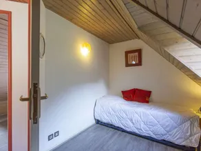 Cozy Chalet with 3 Bedrooms, Terrace, Parking, Near Cauterets Center - Image 5
