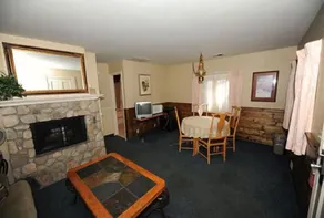 Saddleback Inn at Lake Arrowhead - Image 4