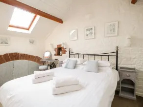 The Coach House - Image 5