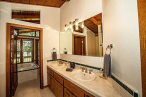 Luxury Riverside Estate - 3BR Home or 1BR Cottage or BOTH - Sleeps 14 - Swim, fish, relax, refresh - Image 4