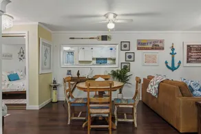 Santa Barbara Remodeled Cozy Studio with Private Patio, AC & Tesla Charger - Image 5