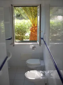 Rymlig semester-app. med pool och fantastisk utsikt över havet, bergen, Tropea - Image 2