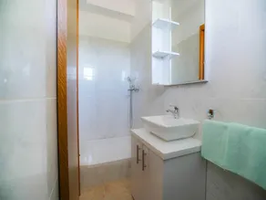 Holiday Home in Prkos with Private Pool - Image 4