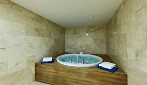 Gallery Palace Hotel - Image 3