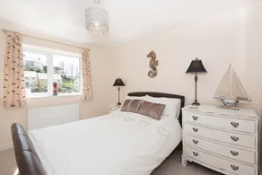 Belle maison moderne dans un excellent emplacement - Image 4