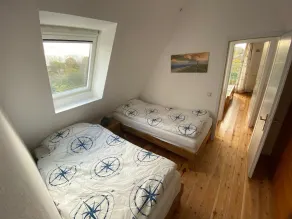 Sunny dream apartment with large south-facing balcony - Image 5
