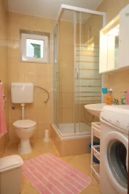 One bedroom apartment near beach Preko, Ugljan (A-8384-d) - Image 2